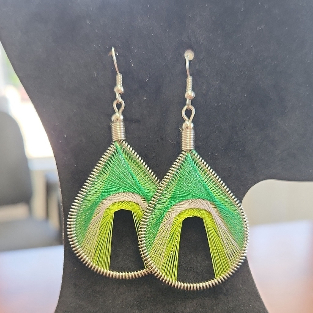 Modern Green and Silver Teardrop Earrings - Picture 3 of 4